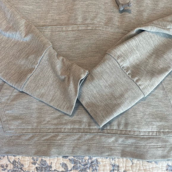 Nike Yoga Pilates Dri-Fit Light Heather Gray Hooded Cropped Pullover Size Small - Picture 8 of 9
